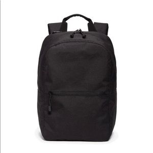 Lo & Sons Hanover Backpack